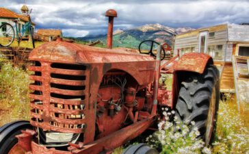 Zelf aan de tractor sleutelen