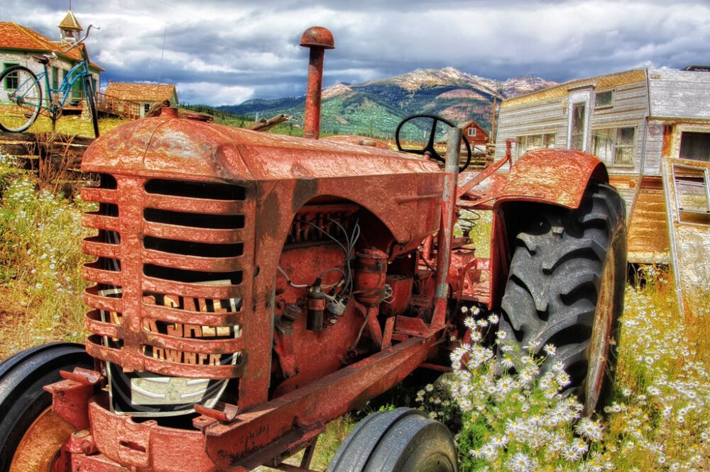 Zelf aan de tractor sleutelen