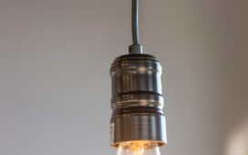Het is niet moeilijk om een lamp te vervangen